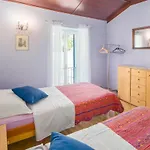 Four-bedroom In Врсар