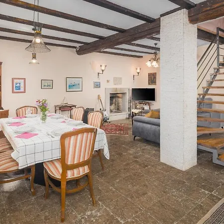Four-bedroom In * Vrsar