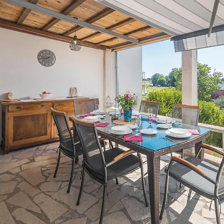 Four-bedroom In * Vrsar