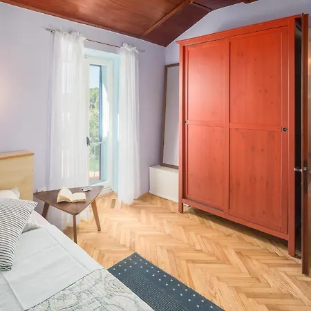 Four-bedroom In * Vrsar