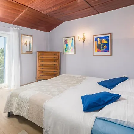 Σπίτι διακοπών Four-bedroom In *