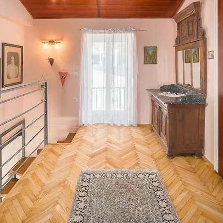 Σπίτι διακοπών Four-bedroom In